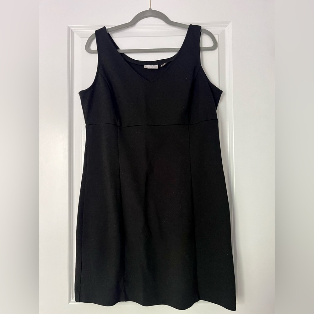 NY&Company Black Shift Dress (14) 👗